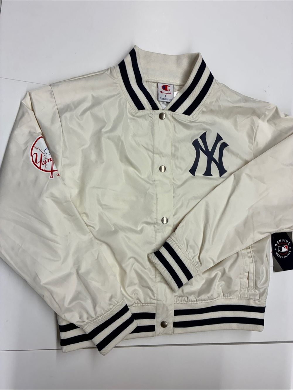 NEW Champion MLB Officially Licensed New York Yankees Bomber Jacket Size Small